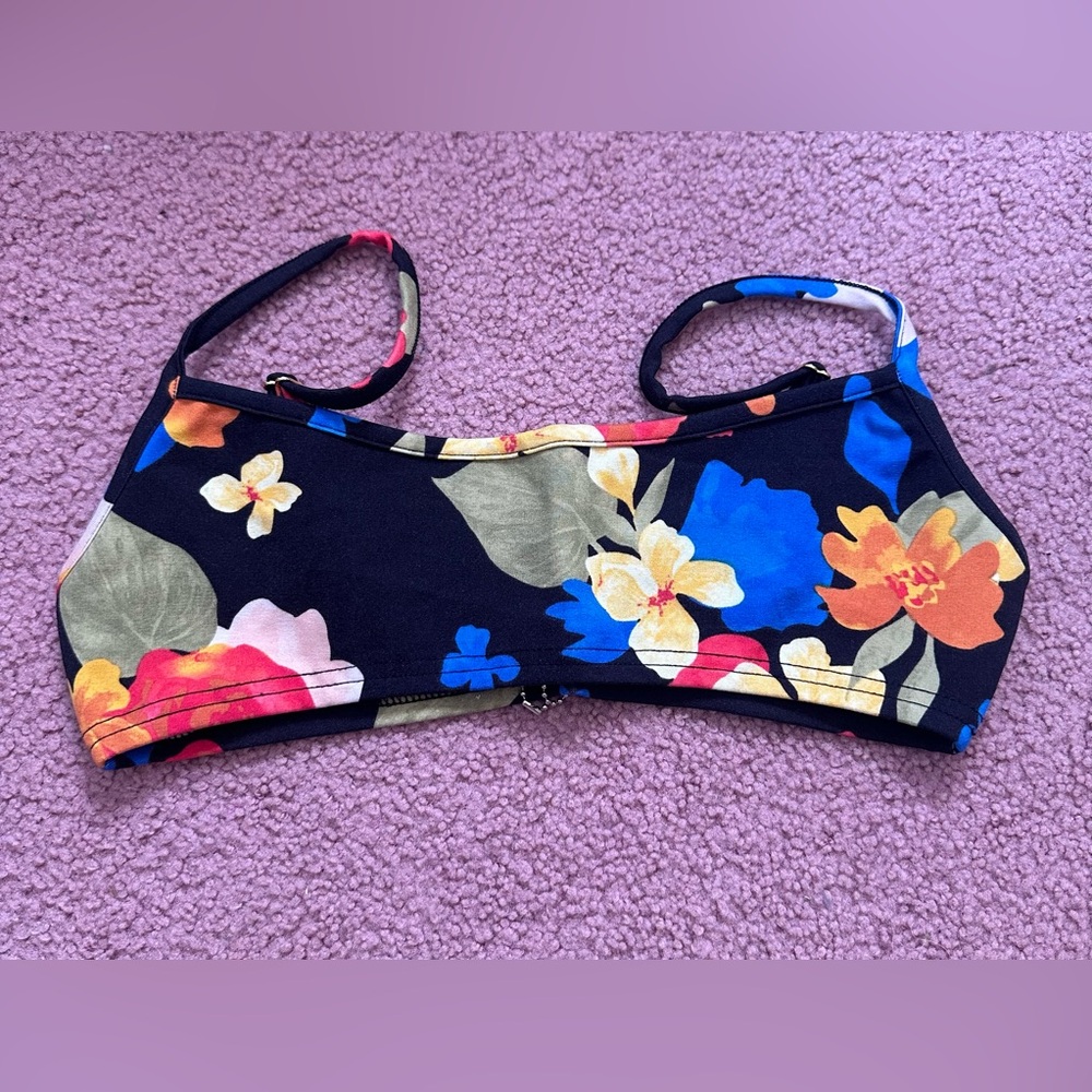 NWT DANIELLE BERNSTEIN Floral bralette tropical travel vacation weworewhat med